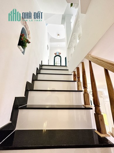 TRUNG TÂM PHÚ NHUẬN - NHÀ THOÁNG CỰC ĐẸP - HẺM 3 GÁC, GẦN ĐƯỜNG