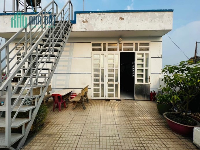 Ngộp bán gấp nhà 3 lầu 8m x 12m  đường số 4 ,Bình Hưng Hoà B , Bình Tân