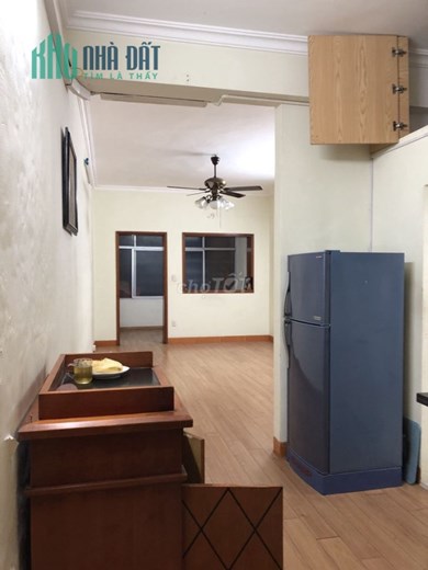 Cho thuê căn hộ tập thể phố Lý Văn Phúc, Đống Đa