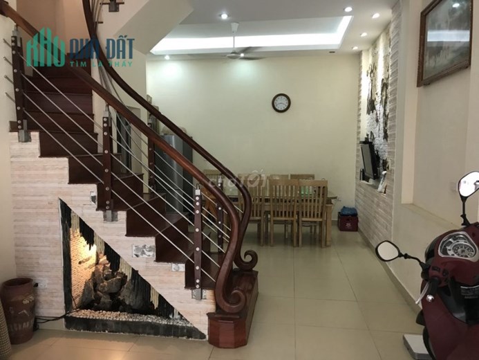 Cho thuê nhà 4 tầng, 4 phòng ngủ tại Quận Hoàng Mai giá 7 triệu