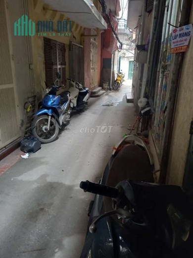 Chính chủ bán nhà đất sổ đỏ 44m số 65/3 phố Phan Phù Tiên, phường Cát Linh, quận Đống Đa, Hà Nội.