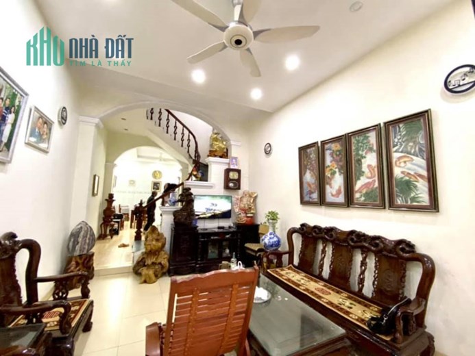 Nhà trung tâm Mỗ Lao, tiện ích xung quanh ngập tràn, giá nhỉnh 6 tỷ