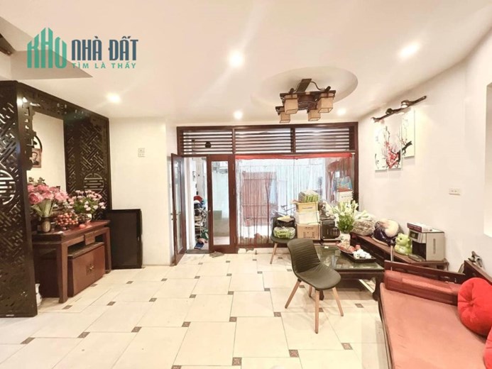 Cầnbán gấp nhà dân xây mới đep giá tốt