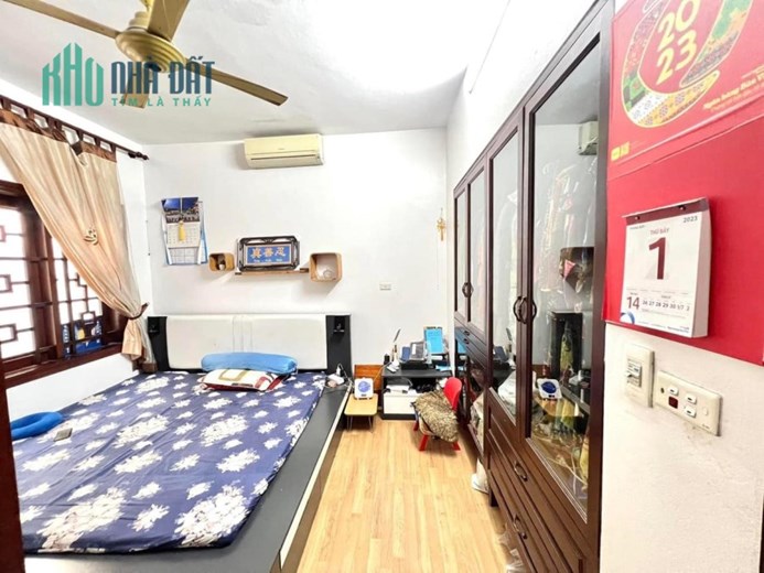 Cầnbán gấp nhà dân xây mới đep giá tốt