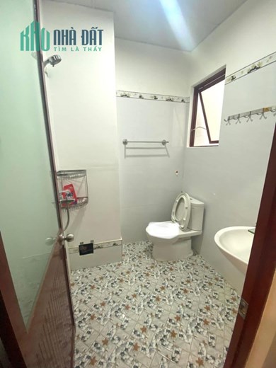 Cho Thuê Căn Hộ, Mặt Đường Đặng Thái Thân, Tp. Nha Trang, T. Khánh Hòa