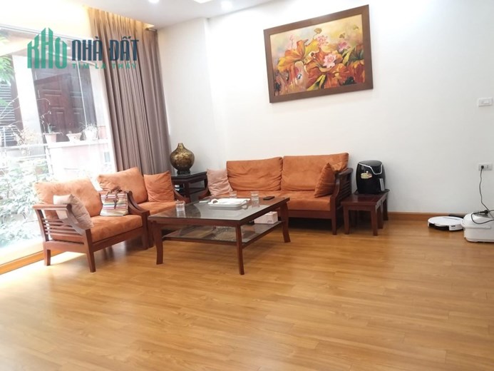 BÁN NHÀ, CẦU GIẤY, GARA 2 Ô TÔ, PHÂN LÔ, NGÕ RỘNG, NỘI THẤT ĐẮT TIỀN, 45M, NHỈNH 8 TỶ, LH