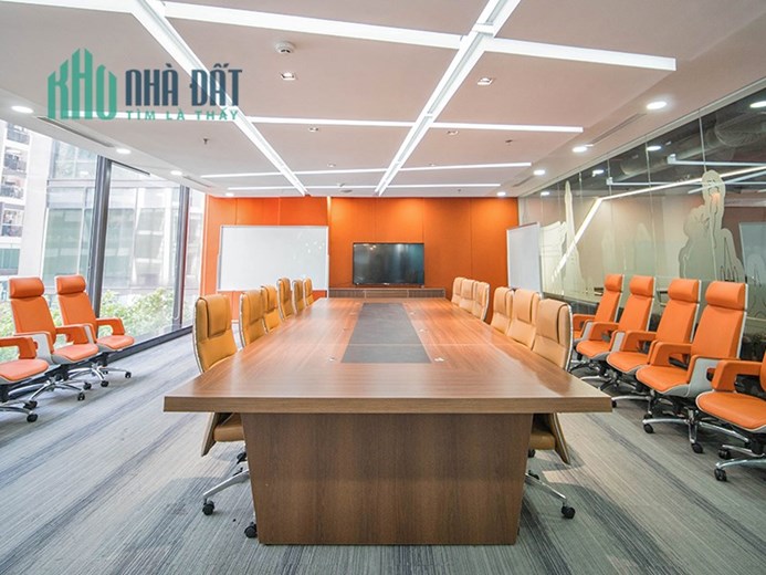 Bán tòa nhà văn phòng 9 tầng mặt phố Huế, Lô góc 2 mặt phố, Kinh doanh, 320m2, MT 35m