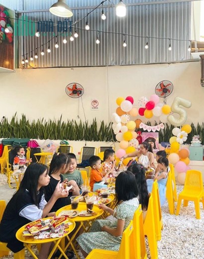 SANG GẤP KHU VUI CHƠI - HỒ BƠI - CAFE PHAN ĐĂNG LƯU