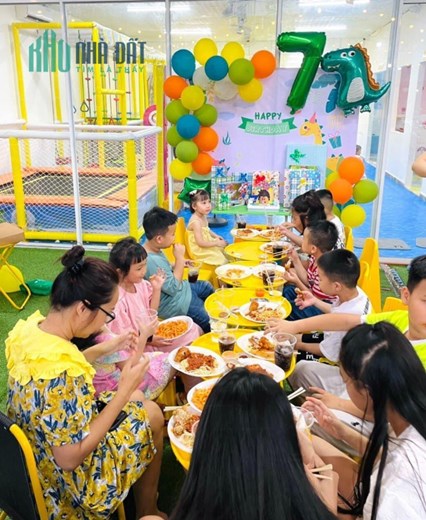 SANG GẤP KHU VUI CHƠI - HỒ BƠI - CAFE PHAN ĐĂNG LƯU