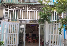 Mình chính chủ cần bán căn nhà 1 trệt 1 lầu tại Tân Uyên - Bình Dương