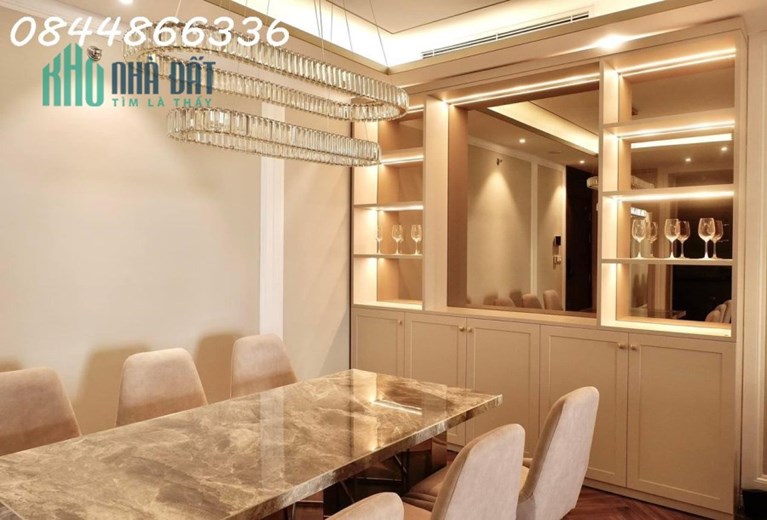 Căn hộ cao cấp King Palace 94m2, full nội thất, liền kề khu đô thị Royal City
