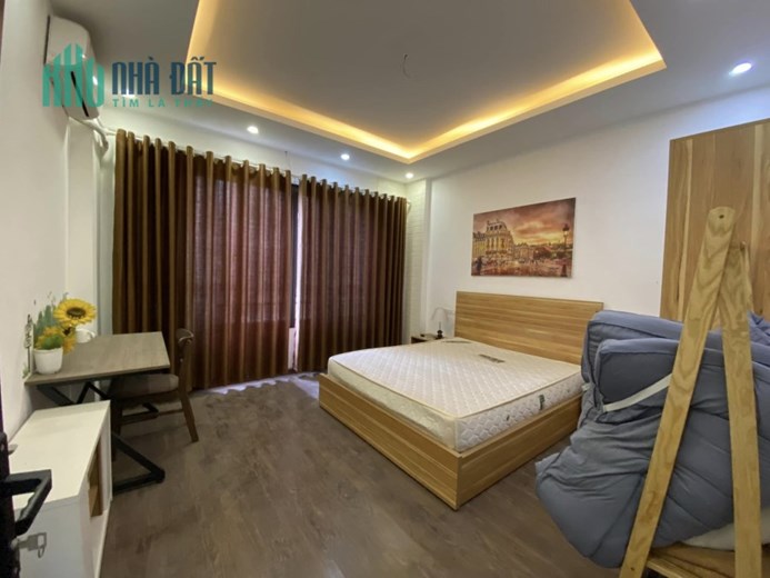 Bán nhà phân lô Hoàng Quốc Việt, diện tích 50m2 nhà 4 tầng, ngõ rộng thông Gara ôtô đỗ, KD