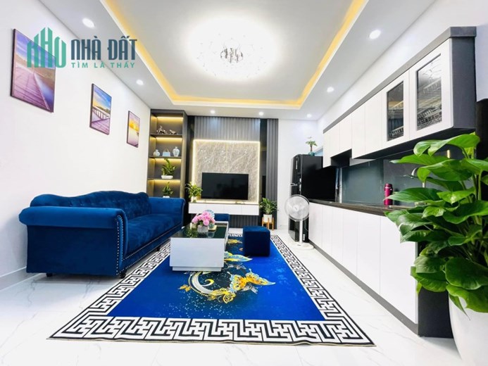 Siêu phẩm mặt phố -2 thoáng vĩnh viễn -tọa lạc trên mặt phố 
vị trí kim cương - kinh doanh đỉnh