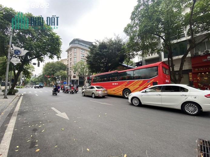 BÁN NHÀ 9 TẦNG MẶT PHỐ NGÃ TƯ TRẦN HƯNG ĐẠO & PHAN CHU TRINH - HOÀN KIẾM 88 TỶ 113m2 THÔNG TIN THẬT