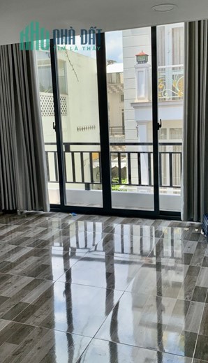 Nhà đẹp cần tiền Bán Gấp, hẻm xe hơi Lê Văn Phan, Quận Tân Phú