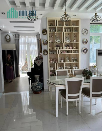 BÁN GẤP BIỆT THỰ ĐƠN LẬP ĐẶNG THÙY TRÂM, HƠN 200M2, VIEW CÔNG VIÊN VEN SÔNG CHỈ 12O TRIỆU/M2