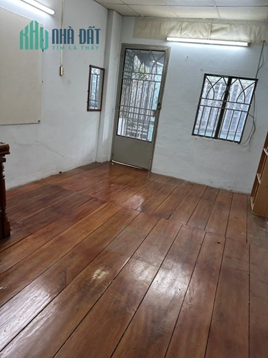 %% CHÍNH CHỦ CẦN CHO THUÊ NHÀ 1 TRỆT, 1 LẦU Ở CƯ XÁ ĐƯỜNG SẮT – LÝ THÁI TỔ - P.1 – QUẬN 3- TP. HCM.