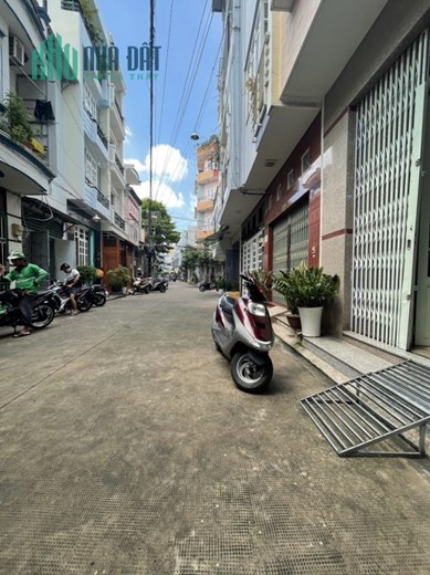 HXT Ni Sư Huỳnh Liên Tân Bình chỉ 100Tr/m, 55m Ngang 5,5m Chỉ 5,5 Tỷ.