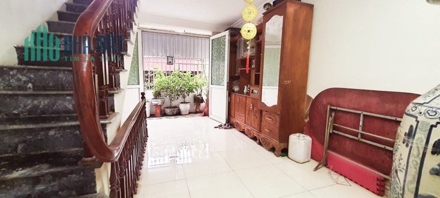 Bán nhà cực hiếm ngõ rộng Tân Mai Hoàng Mai 30m 6 tầng 2.8 tỷ