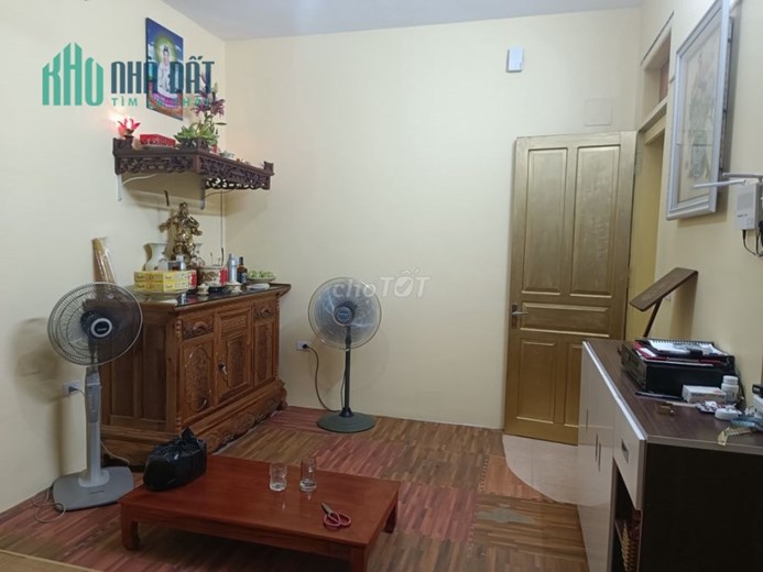 Chính chủ cho thuê căn hộ chung cư P409 nhà N6A Phố Nguyễn Thị Thập, P Nhân Chính, Thanh Xuân, Hà