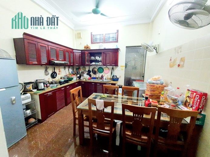 GARA Ô TÔ 7 CHỖ - PHÂN LÔ! BÁN NHÀ CÙ CHÍNH LAN – TX, 55.3M2*4T, 2 THOÁNG, GIÁ 7 TỶ CÓ TL.