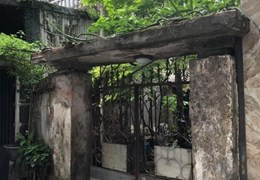 Cần bán gấp Mảnh đất 80tr/m2 DT 245m2 ngõ Đào Tấn MT 4,5m, Sđcc