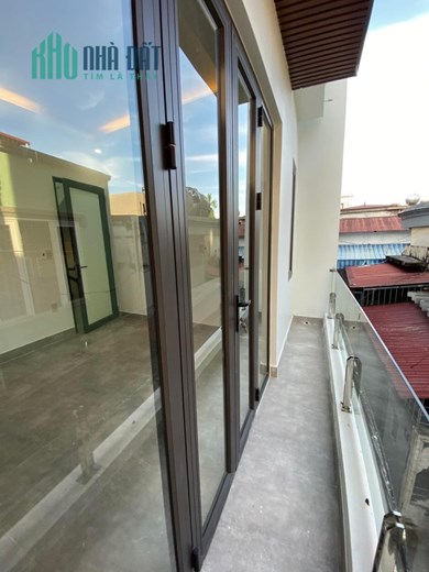 ⭐️ Nhà 3 tầng, 40m2 Độc lập chỉ 1 rẽ tới nhà phố Lạch Tray ⭐️