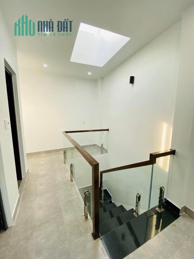 ⭐️ Nhà 3 tầng, 40m2 Độc lập chỉ 1 rẽ tới nhà phố Lạch Tray ⭐️