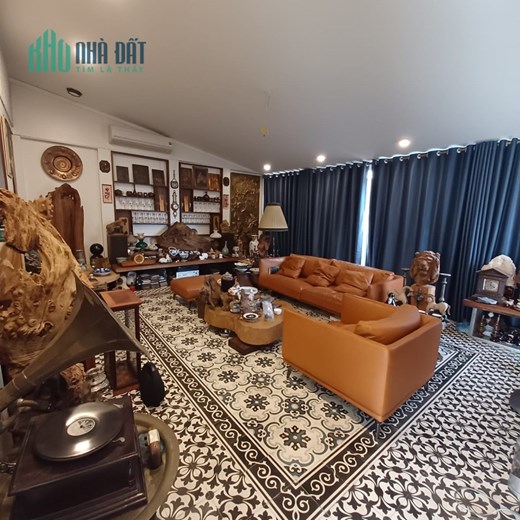 Hiếm bán nhà mặt phố -trần cung - lô góc - mặt tiền siêu đẹp 
kinh doanh sầm uất - tiện ích bạt