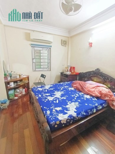 BÁN NHÀ PHỐ BỒ ĐỀ 35M 5TẦNG  CHỈ 4TỶ1,  Ô TÔ QUA NHÀ .