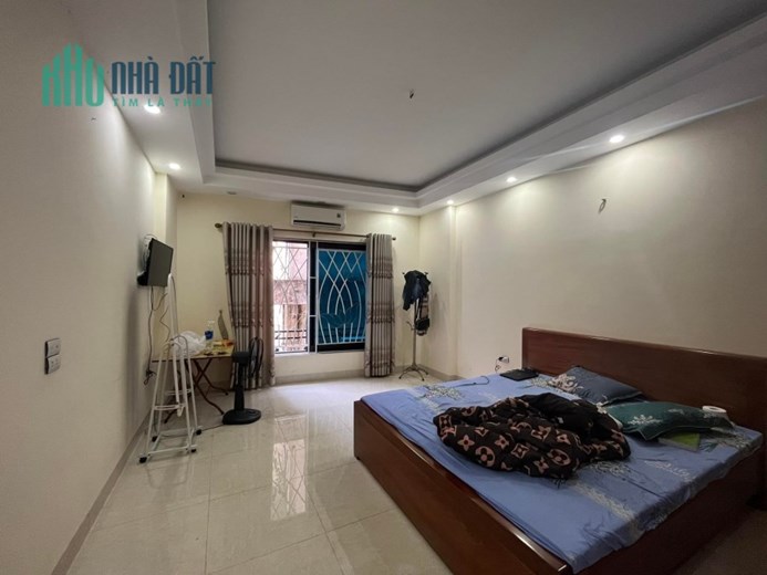 BÁN NHÀ NGUYỄN VĂN CỪ,  LONG BIÊN DT 38M, 5T, 4TỶ5 , NHÀ DÂN XÂY, GẦN PHỐ FULL NỘI THẤT Ô TÔ ĐỖ