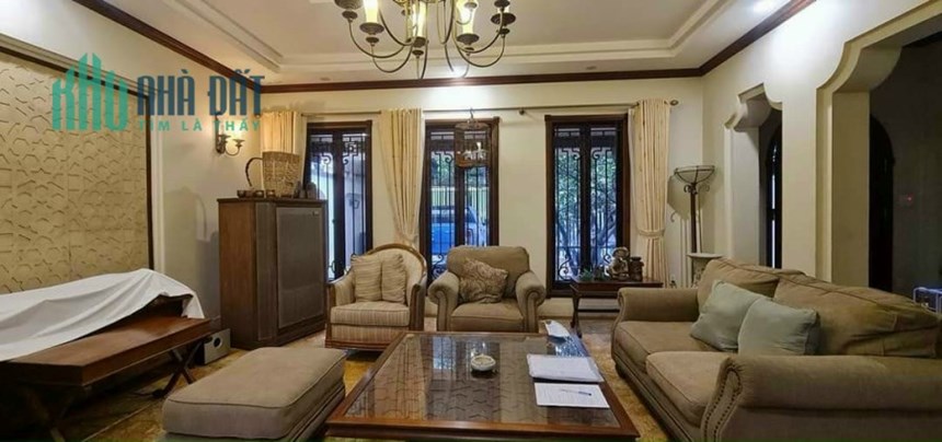 Bán nhà MP Thị trấn Đông Anh 145 m giá chỉ 7.5  tỷ Mp kinh doanh sầm uất, dòng tiền, khu phố vip.