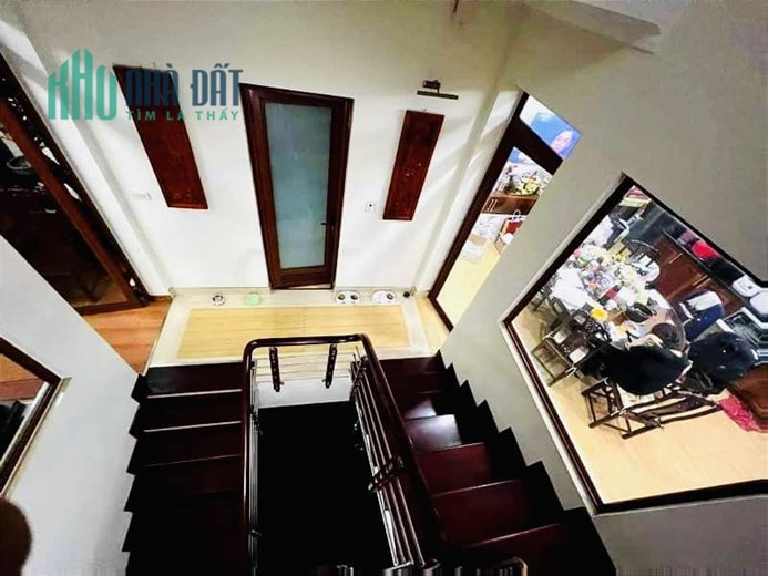 ÁN NHÀ PHÂN LÔ VIP NHẤT QUẬN CẦU GIẤY - VỈA HÈ 2 BÊN - TRƯỚC NHÀ THOÁNG VĨNH VIỄN - Ô TÔ DỪNG ĐỖ