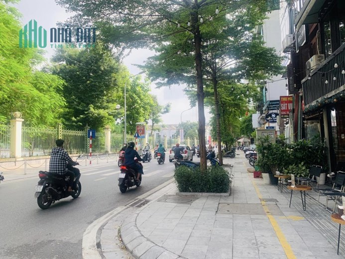 BÁN NHÀ MẶT NGÕ PHỐ NGUYỄN ĐÌNH CHIỂU, HAI BÀ TRƯNG - KINH DOANH - Ô TÔ TRÁNH - VIEW CÔNG VIÊN. Ở