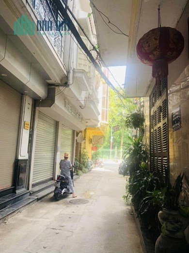 BÁN NHÀ MẶT NGÕ PHỐ NGUYỄN ĐÌNH CHIỂU, HAI BÀ TRƯNG - KINH DOANH - Ô TÔ TRÁNH - VIEW CÔNG VIÊN. Ở