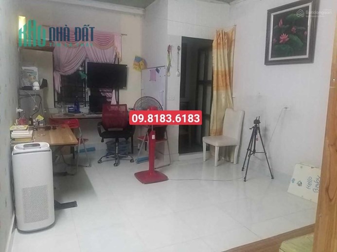 Bán nhà mặt đường Trại Lẻ, kinh doanh tốt, diện tích 50m 2 tầng, GIÁ 4 tỉ