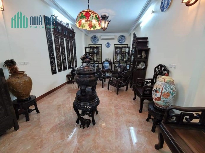 CC BÁN NHÀ HOÀNG MAI, TRƯƠNG ĐỊNH. DT 55M 4T. Ô TÔ ĐỖ CỔNG. GIÁ CHỈ 4 TỶ 2xx TRIỆU.