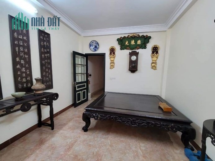 CC BÁN NHÀ HOÀNG MAI, TRƯƠNG ĐỊNH. DT 55M 4T. Ô TÔ ĐỖ CỔNG. GIÁ CHỈ 4 TỶ 2xx TRIỆU.