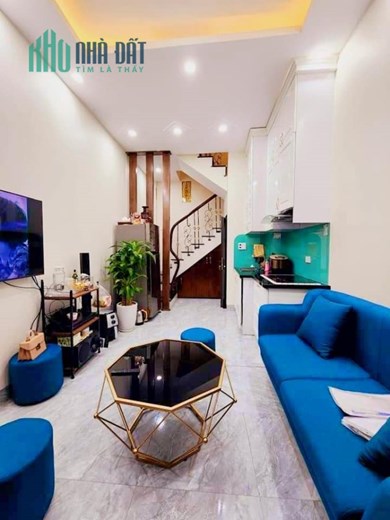 TRUNG TÂM QUẬN ĐỐNG ĐA 4 TẦNG GIÁ 3.25 TỶ PHỐ XÃ ĐÀN THIẾT KẾ HIỆN ĐẠI CHỦ TẶNG FUN NỘI THẤT KHÁCH