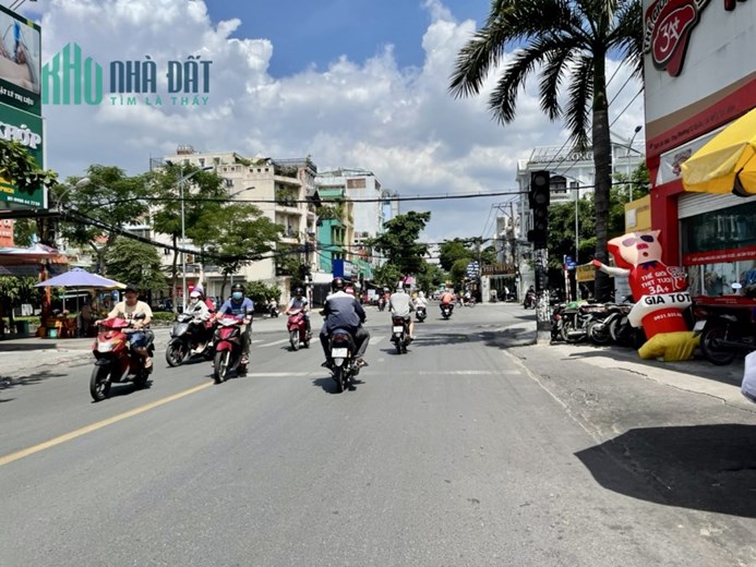 Bán gấp nhà mặt tiền Lê Đức Thọ, P.17, Gò Vấp 28tỷ