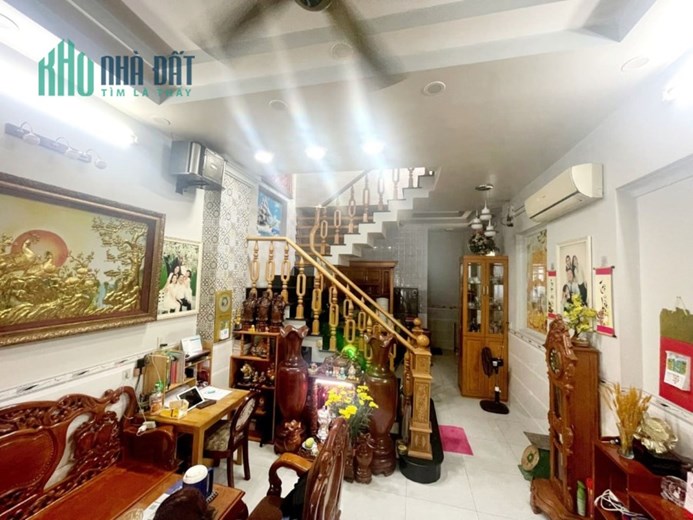 Bán nhà hẻm nhựa 8m kinh doanh tốt Thoại Ngọc Hầu Tân Thành, Tân Phú.