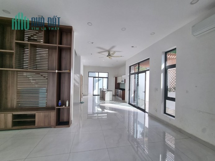 BÁN GẤP, BIỆT THỰ ĐẶNG THÙY TRÂM, GẦN SÔNG SÀI GÒN, DT 10x21m, CHỈ 26 TỶ