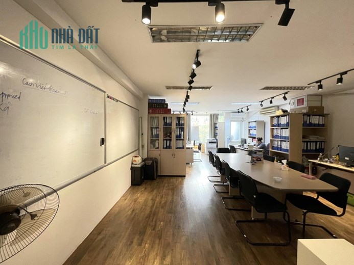 ⚜️ Bán Tòa Nhà Văn Phòng Phố Đội Cấn, Ba Đình 95m2 10T, MT 6.6m, Chỉ 69 Tỷ ⚜️