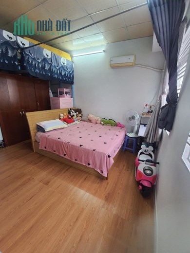Hàng Hiếm Tân Bình, Vị trí đắc địa, ngang 4.5m, 4 tầng nhỉnh 3 tỷ