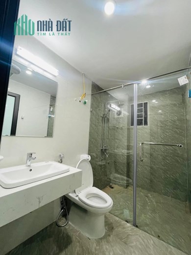 Bán nhà Lĩnh Nam, Hoàng mai 30m2*4 Tầng giá 2.7 Tỷ
