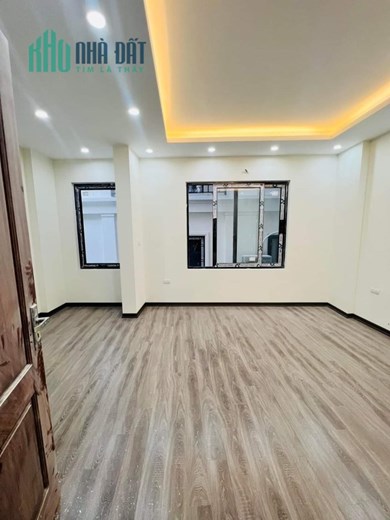 GIẢM NHANH BÁN GẤP: NHÀ MỚI Ở NGAY Ô TÔ ĐỖ CỬA 30M CHỈ 2.9 TỶ PHÚC LỢI, LONG BIÊN