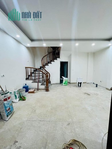 GIẢM NHANH BÁN GẤP: NHÀ MỚI Ở NGAY Ô TÔ ĐỖ CỬA 30M CHỈ 2.9 TỶ PHÚC LỢI, LONG BIÊN