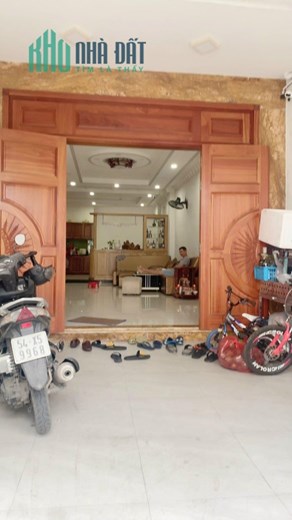 Nhà Mói, Khu VIP Ngay  Phạm Văn Đồng, Thủ Đức 4 x20m, 4PN, Giá 7,3 Tỷ  Giảm Sốc 1 Tỷ