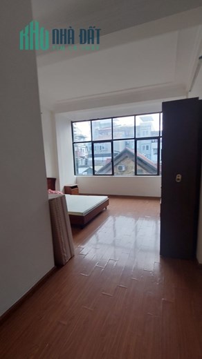 ⚜️ Bán Nhà Mặt Phố Lý Nam Đế, Hoàn Kiếm, 86m2 5T MT 5m, Chỉ 31.5 Tỷ ⚜️