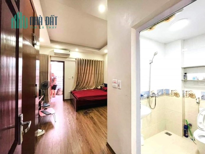 bán nhà phố Lê Thanh Nghị HBT. 45m 4 tầng MT 4.1m 4.9 tỷ